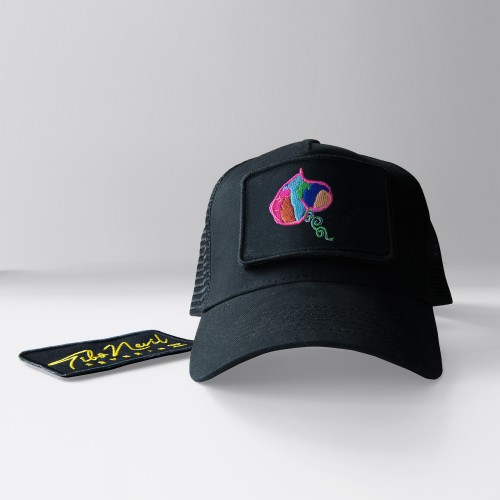 Casquette Noir "Rêverie II" :
- Patch brodé Design 1 :
- Patch brodé Design 2 :