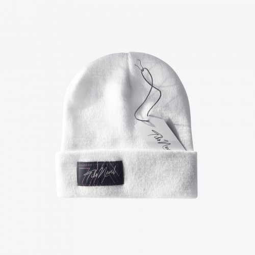 WHITE BEANIE WITH TIBO...