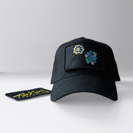 Casquette Noir "Rêverie II" :
- Patch brodé Design 1 :
- Patch brodé Design 4 :